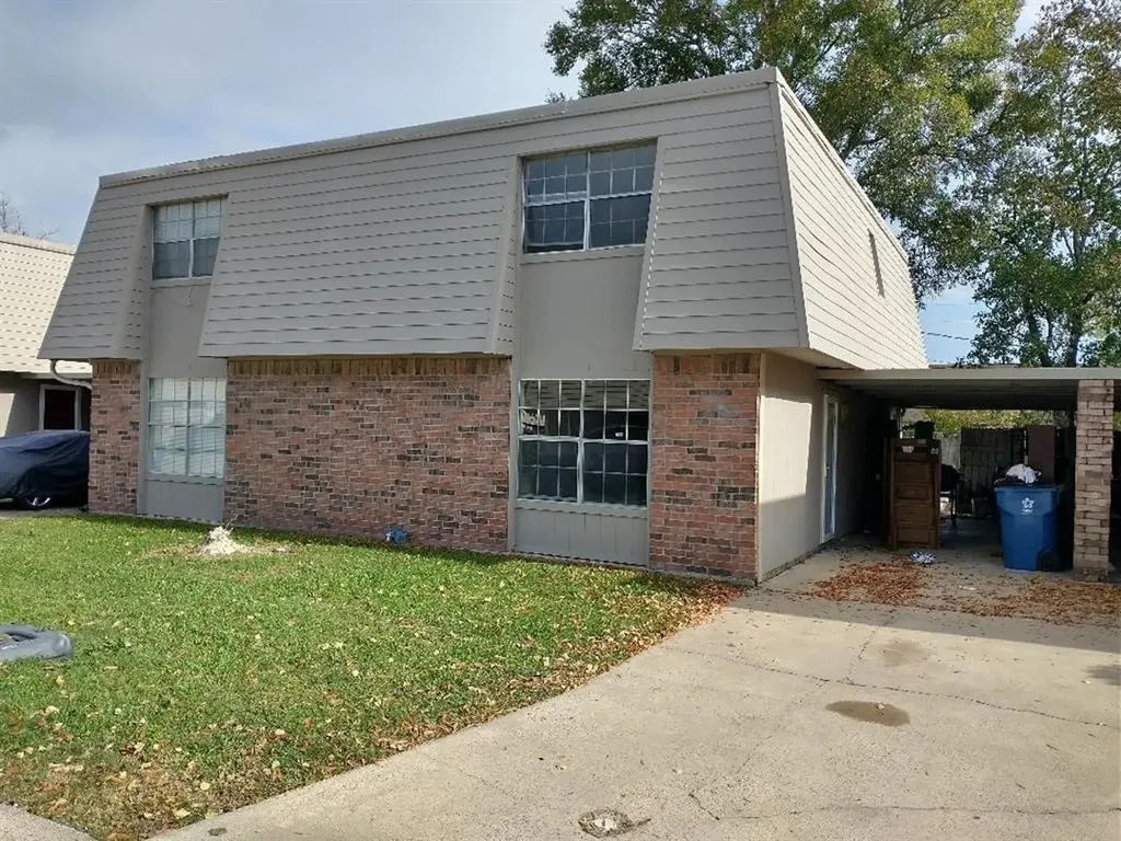 4150 Crow Road 10 Beaumont TX 77706