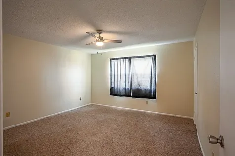 4150 Crow Road 10 Beaumont TX 77706