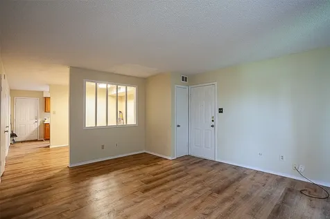 4150 Crow Road 10 Beaumont TX 77706