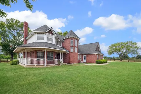 2 Heritage Lane Magnolia TX 77354