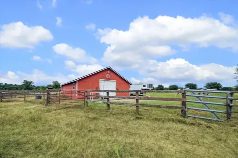 2 Heritage Lane Magnolia TX 77354
