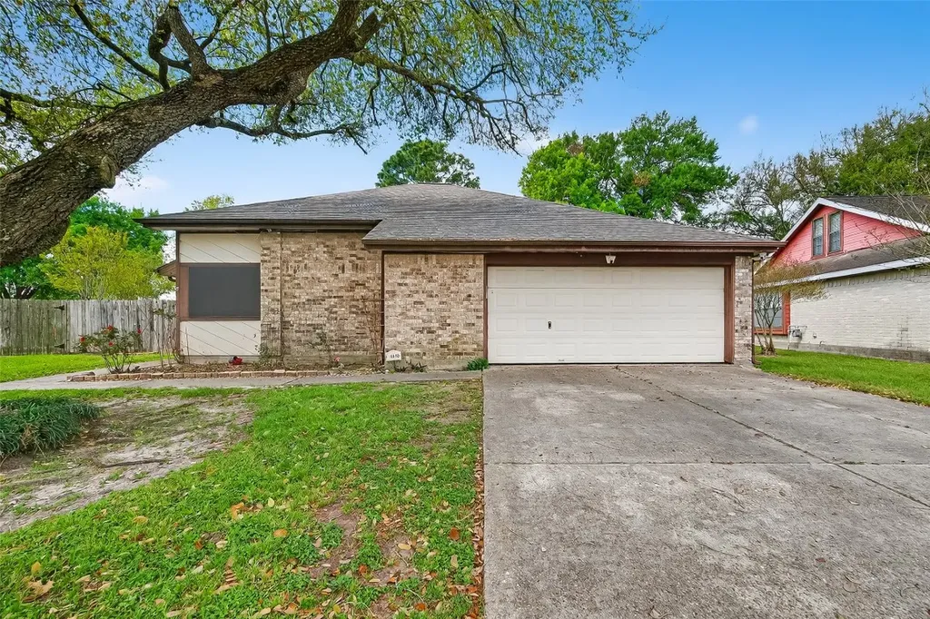 4418 Glen Avon Drive Pasadena TX 77505