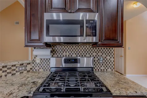 1011 Jasons Bend Drive Sugar Land TX 77479