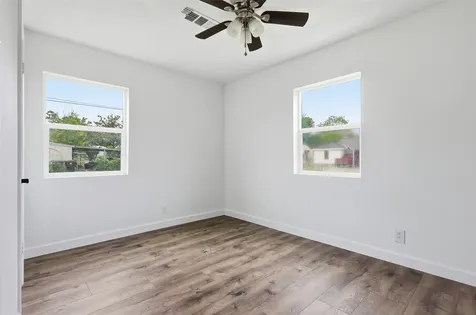 407 Meters Street Houston TX 77020