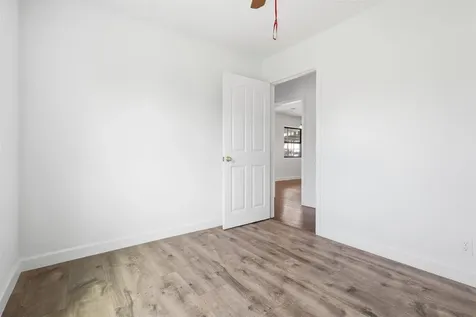 407 Meters Street Houston TX 77020