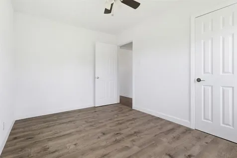 407 Meters Street Houston TX 77020