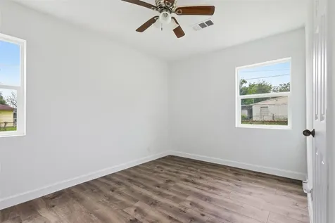 407 Meters Street Houston TX 77020