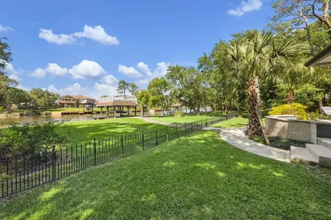 1917 Anchor Way Dickinson TX 77539