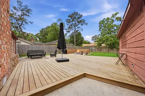 2051 Shadow Rock Drive Kingwood TX 77339
