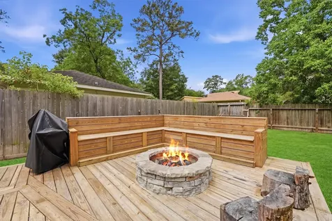 2051 Shadow Rock Drive Kingwood TX 77339
