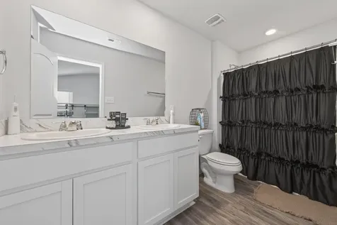 72 Road 51028 Cleveland TX 77327