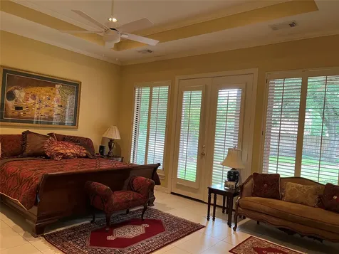24602 W Kingscrest Circle Spring TX 77389