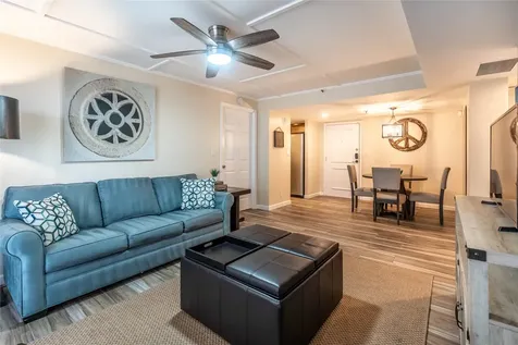 3525 Sage Road 913 Houston TX 77056