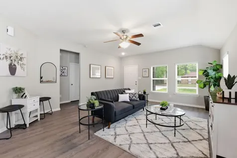 803 Jefferson Avenue Cleveland TX 77327