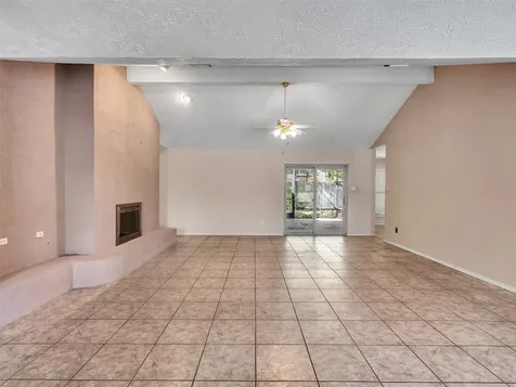 2819 Poplar Creek Lane Pearland TX 77584