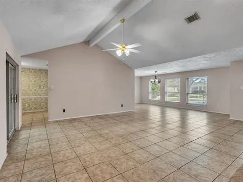 2819 Poplar Creek Lane Pearland TX 77584