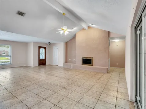 2819 Poplar Creek Lane Pearland TX 77584