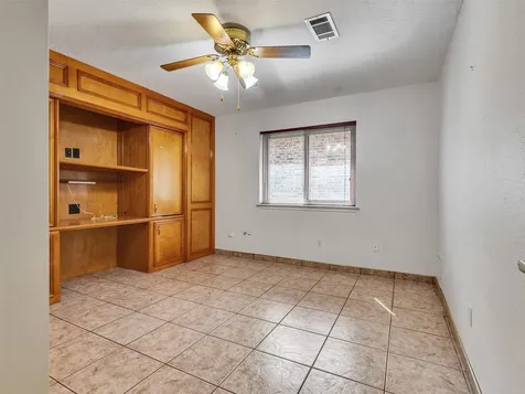 2819 Poplar Creek Lane Pearland TX 77584