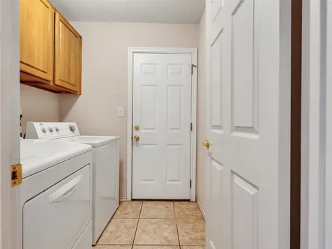 2819 Poplar Creek Lane Pearland TX 77584