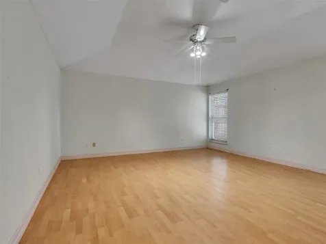 2819 Poplar Creek Lane Pearland TX 77584
