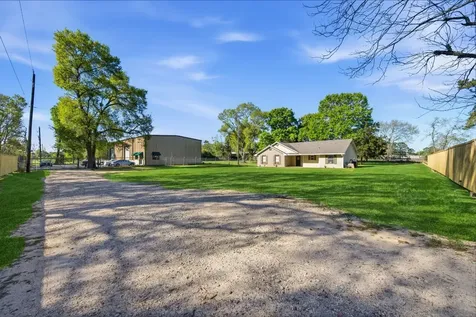 24918 Mathews Road Tomball TX 77375