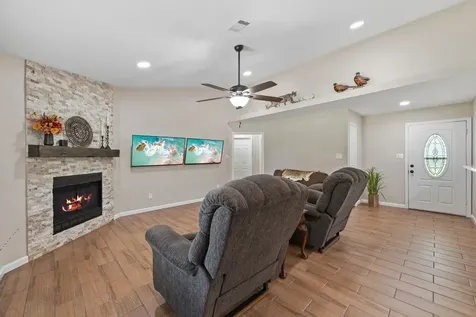 24918 Mathews Road Tomball TX 77375