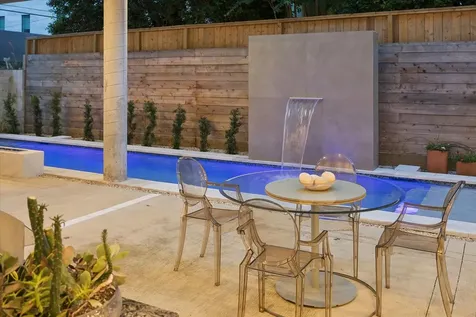 2129 Quenby Street Houston TX 77005