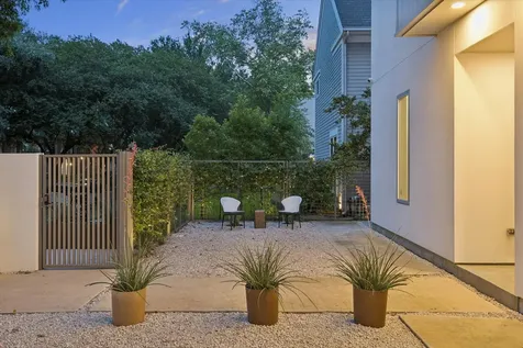 2129 Quenby Street Houston TX 77005