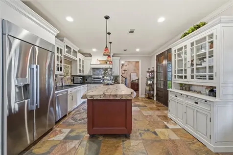 1395 Ford Avenue Dayton TX 77535