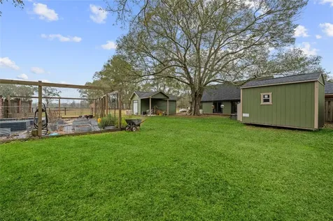 1395 Ford Avenue Dayton TX 77535