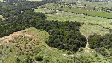 9590 Maynard Hallmark Road Flatonia TX 78941