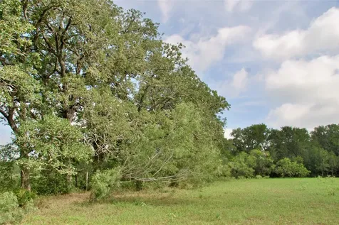 9590 Maynard Hallmark Road Flatonia TX 78941