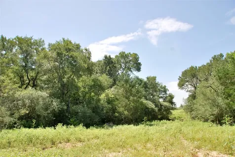 9590 Maynard Hallmark Road Flatonia TX 78941