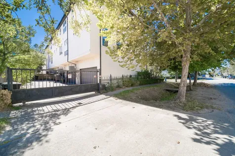 2426 Bevis Street Houston TX 77008