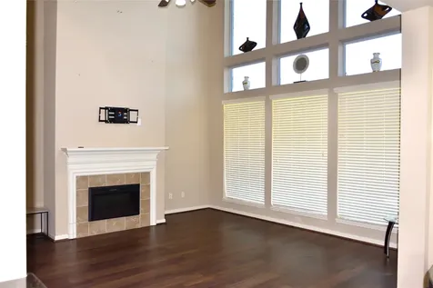 5106 Autumn Rose Lane Sugar Land TX 77479
