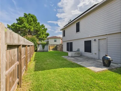 8010 Fox Street Street Baytown TX 77523