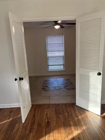 4322 Woodmont Drive Houston TX 77045