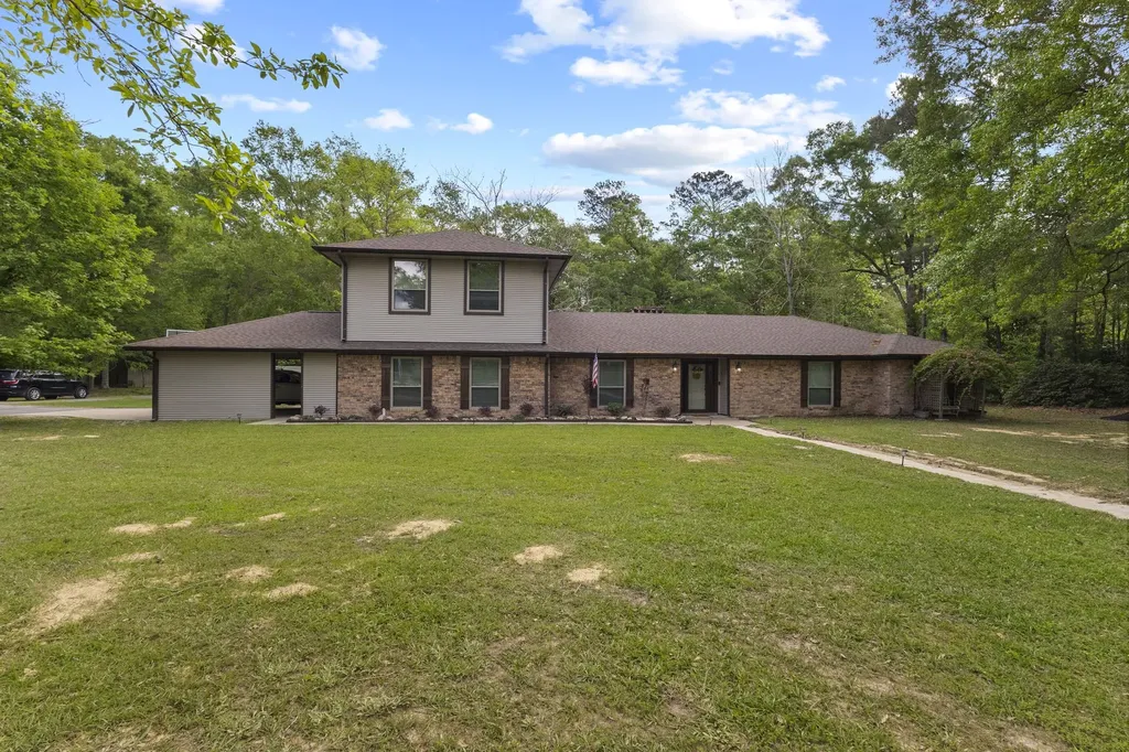105 Jena Lane Lumberton TX 77657