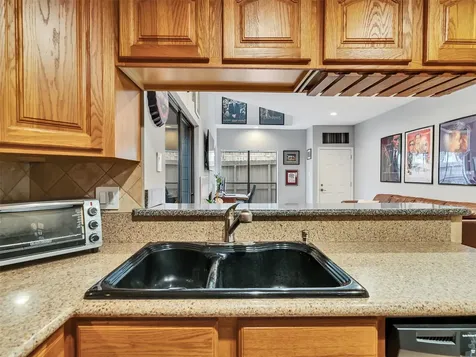 1829 Augusta Drive 10 Houston TX 77057