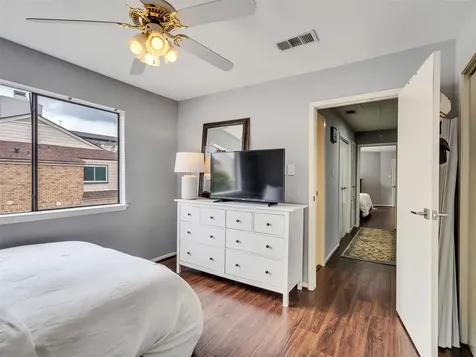 1829 Augusta Drive 10 Houston TX 77057