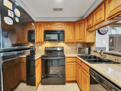 1829 Augusta Drive 10 Houston TX 77057