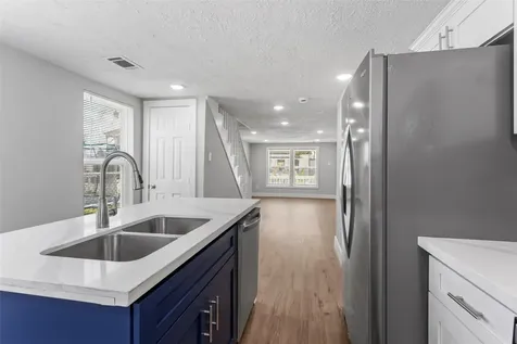 1412 Avenue M 1/2 Galveston TX 77550