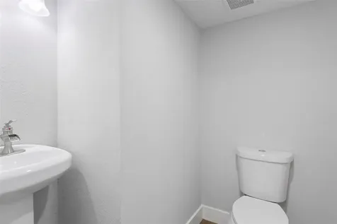 1412 Avenue M 1/2 Galveston TX 77550
