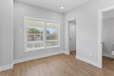 1412 Avenue M 1/2 Galveston TX 77550
