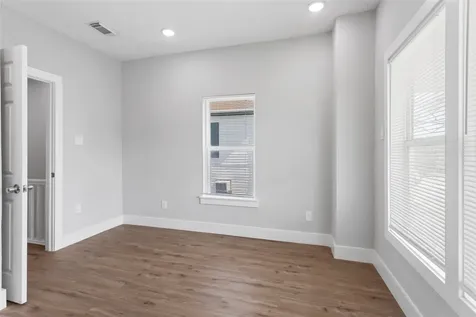 1412 Avenue M 1/2 Galveston TX 77550