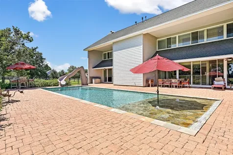 1412 Hollier Road Friendswood TX 77546