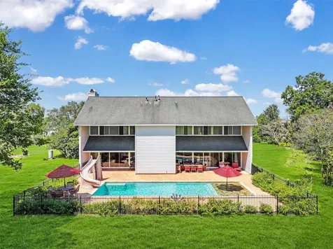 1412 Hollier Road Friendswood TX 77546