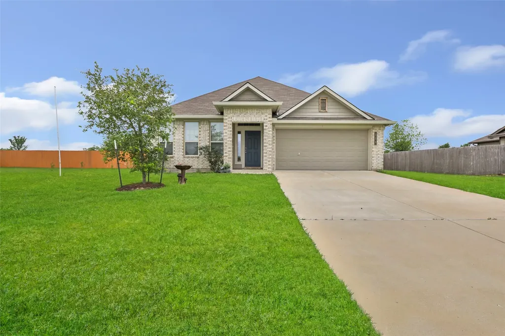 116 Meadow Lake Drive Navasota TX 77868