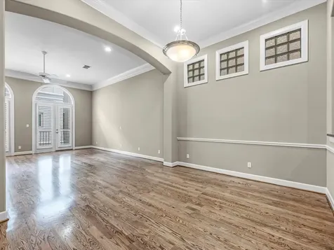 107 Dennis Street Houston TX 77006