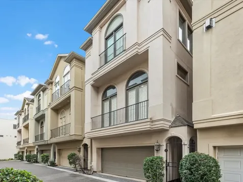 107 Dennis Street Houston TX 77006